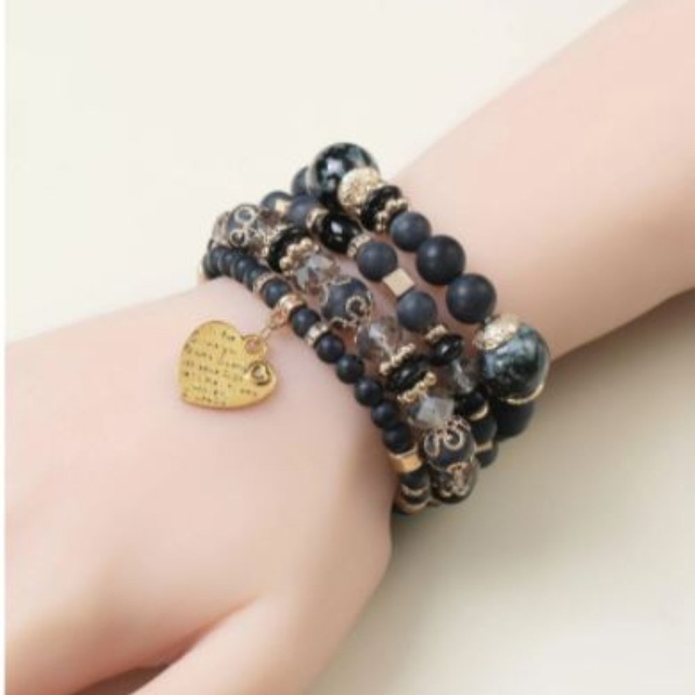 4 Pieces Heart Charm Beaded Bracelet  Black - New